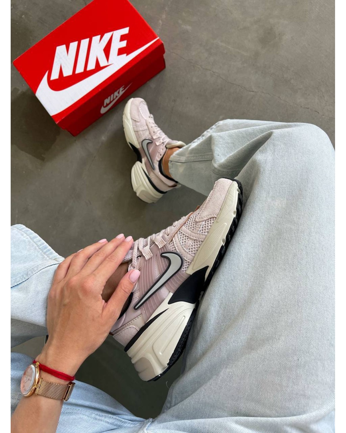 Nike V2K Run Pink