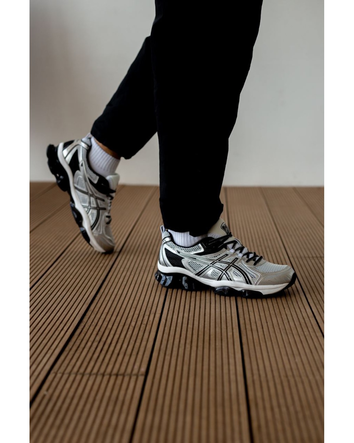 Asics Gel-Quantum Kinetic Mid Gray Silver