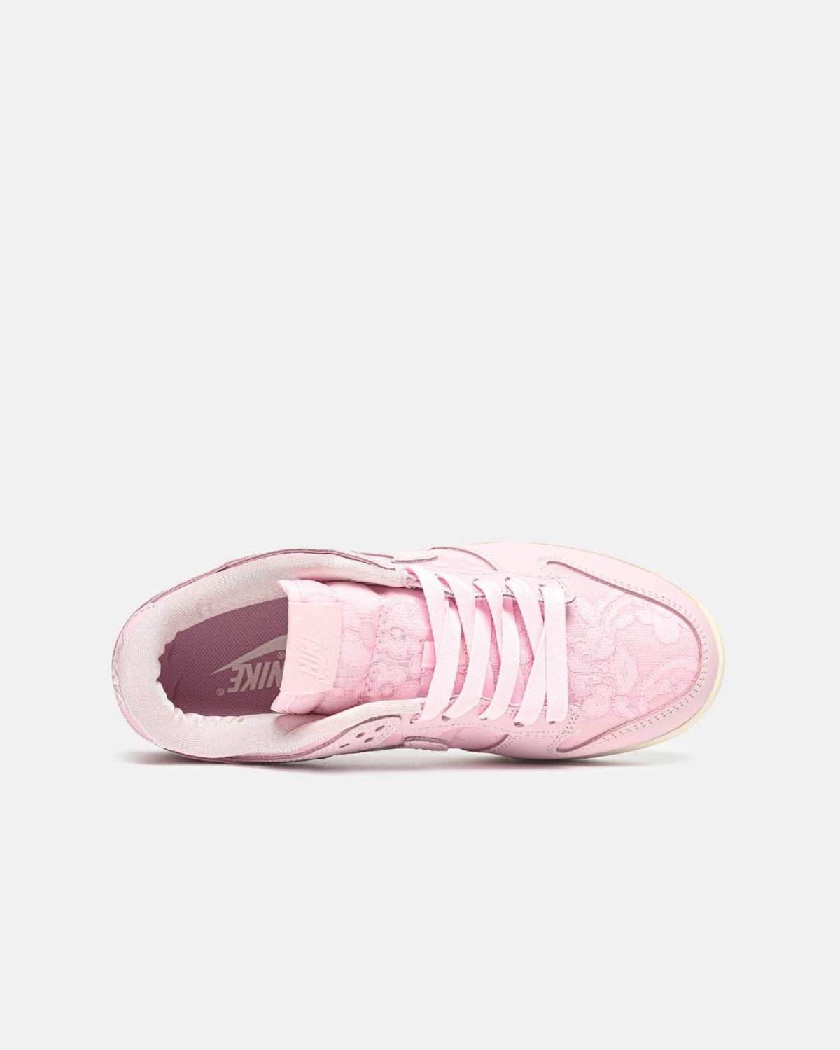 Nike Dunk Low WMNS “Lace Pack – Regal Pink”