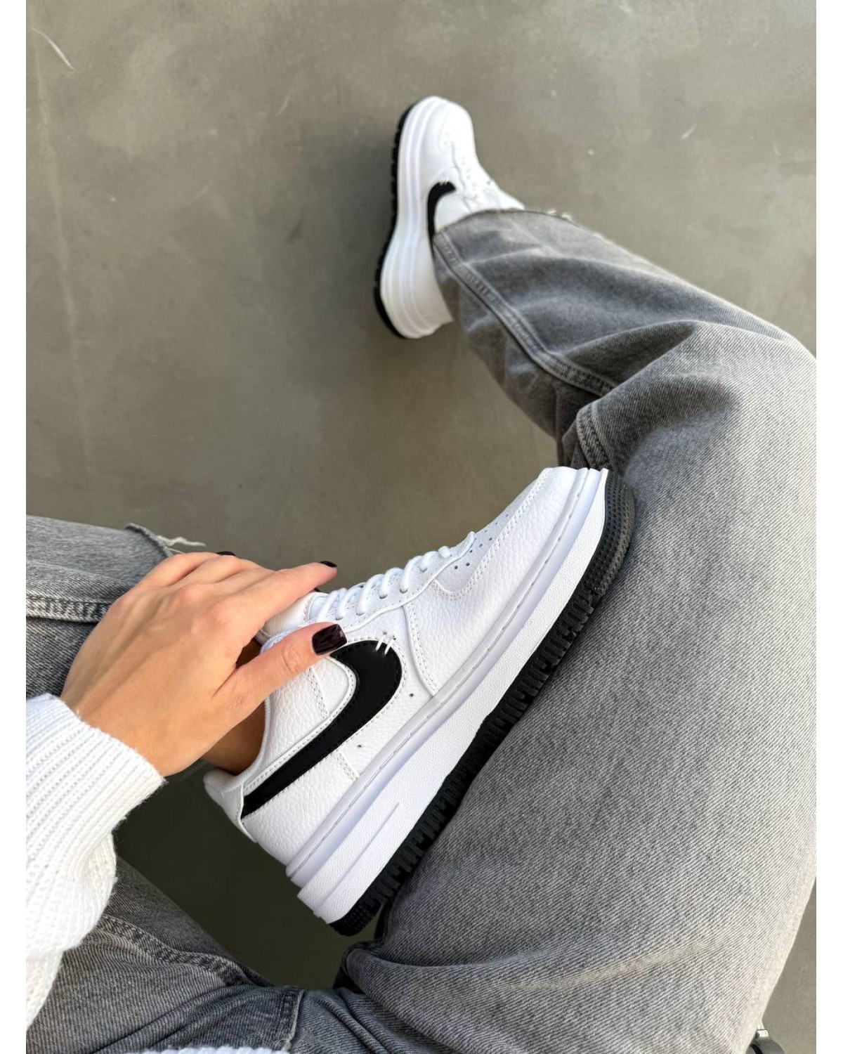 Nike Air Force 1 White/Black