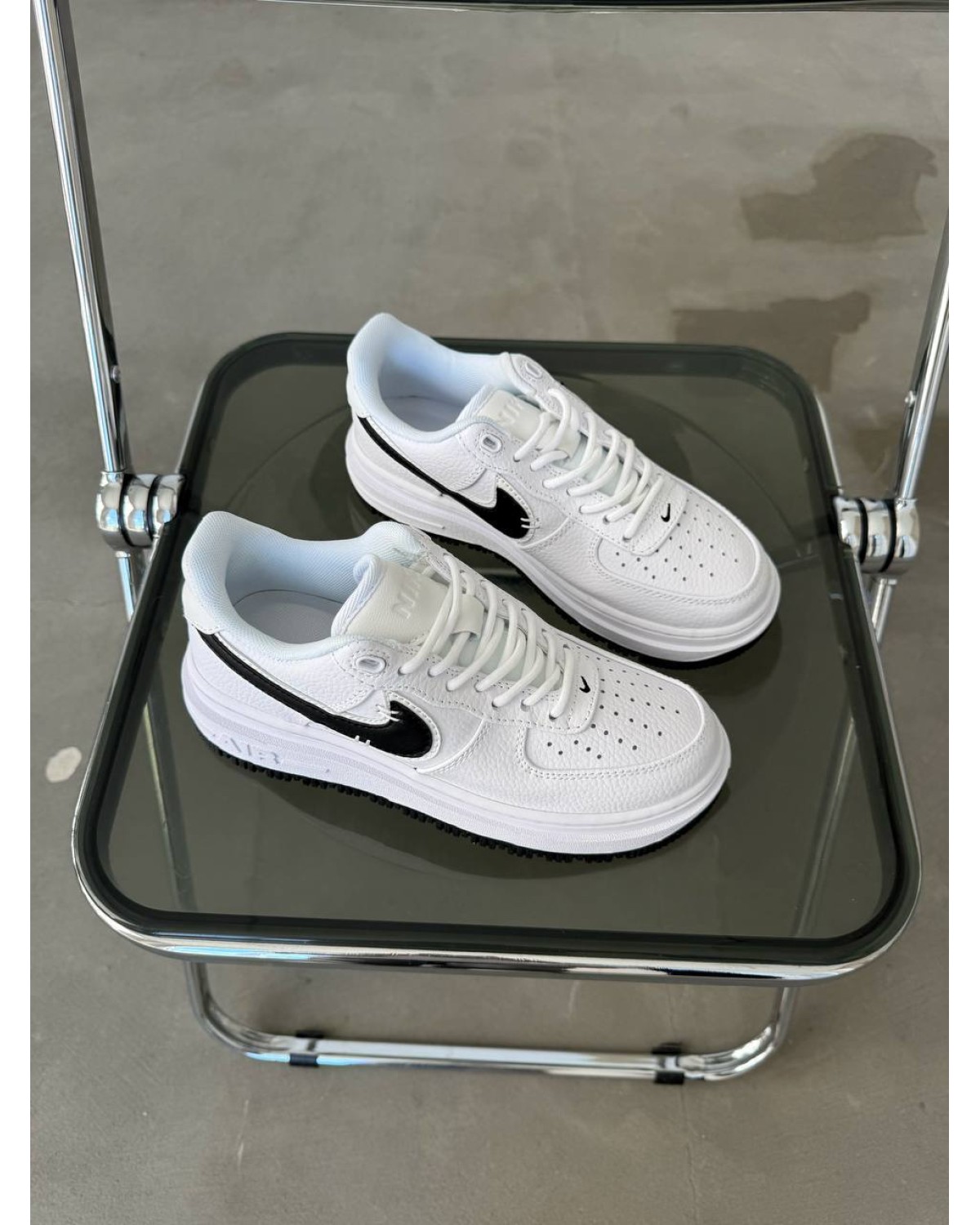 Nike Air Force 1 White/Black