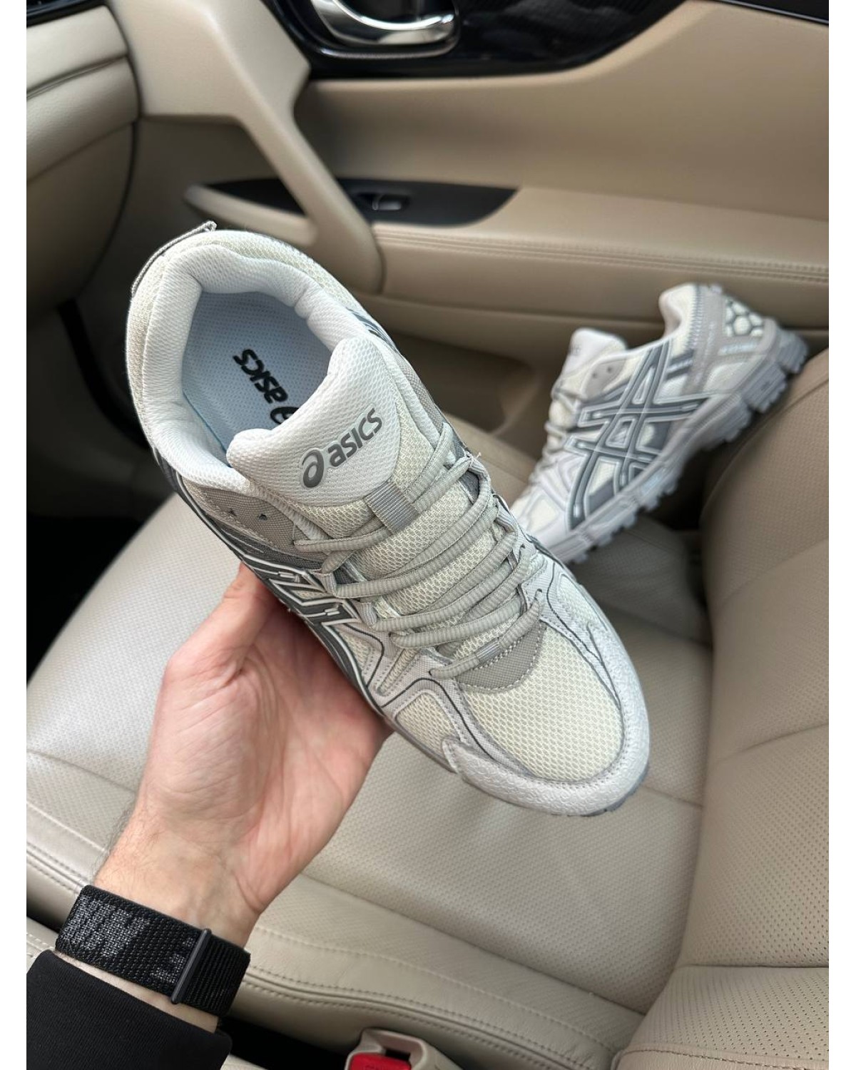 Asics GEL Kahana 8 Light Grey