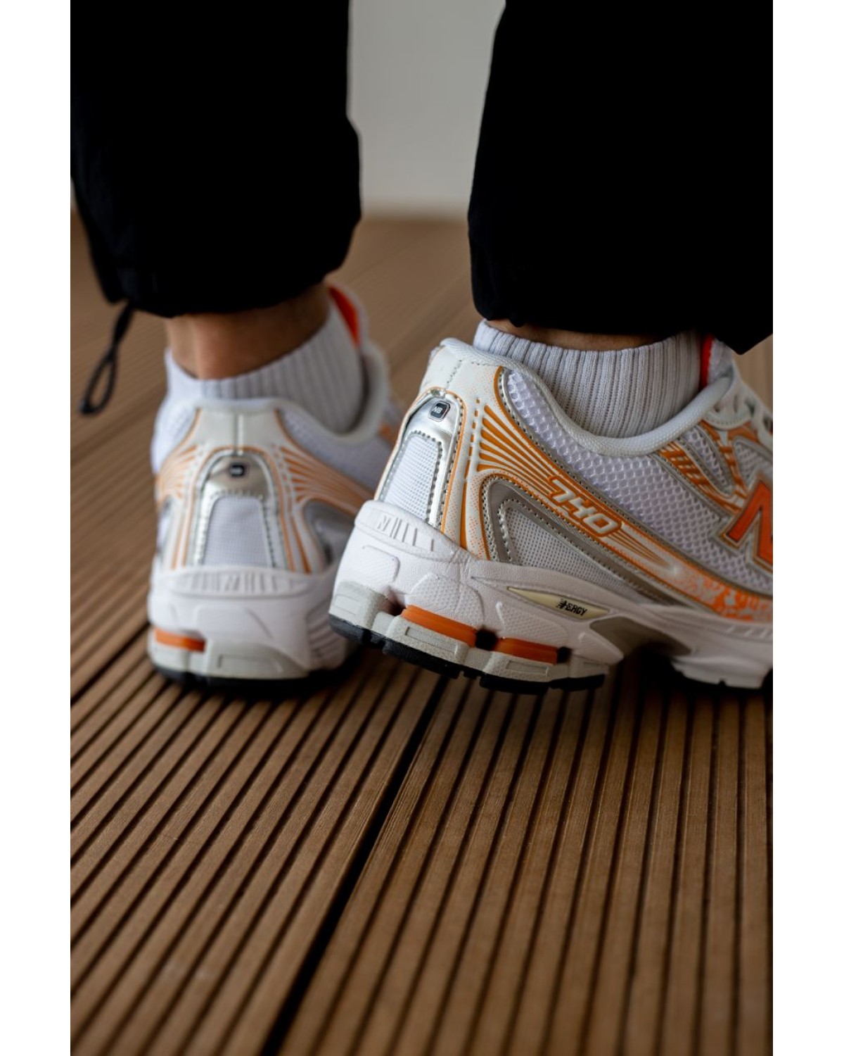 New Balance 740 White/Orange