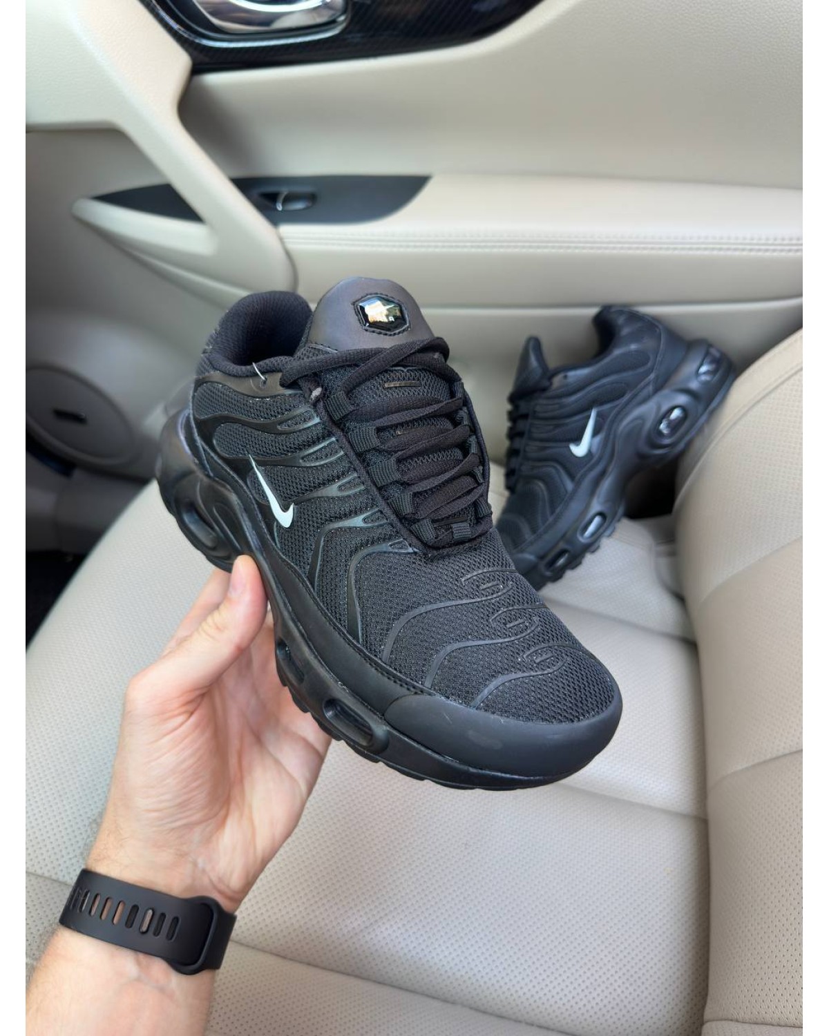 Nike Air Max TN Plus Full Black White Logo