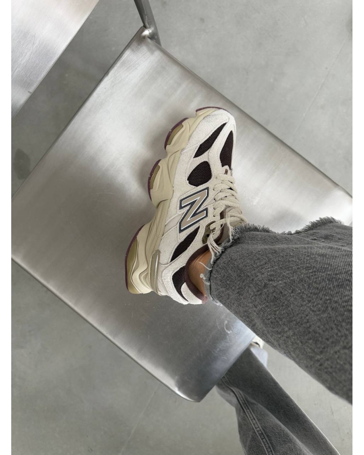 New Balance 9060