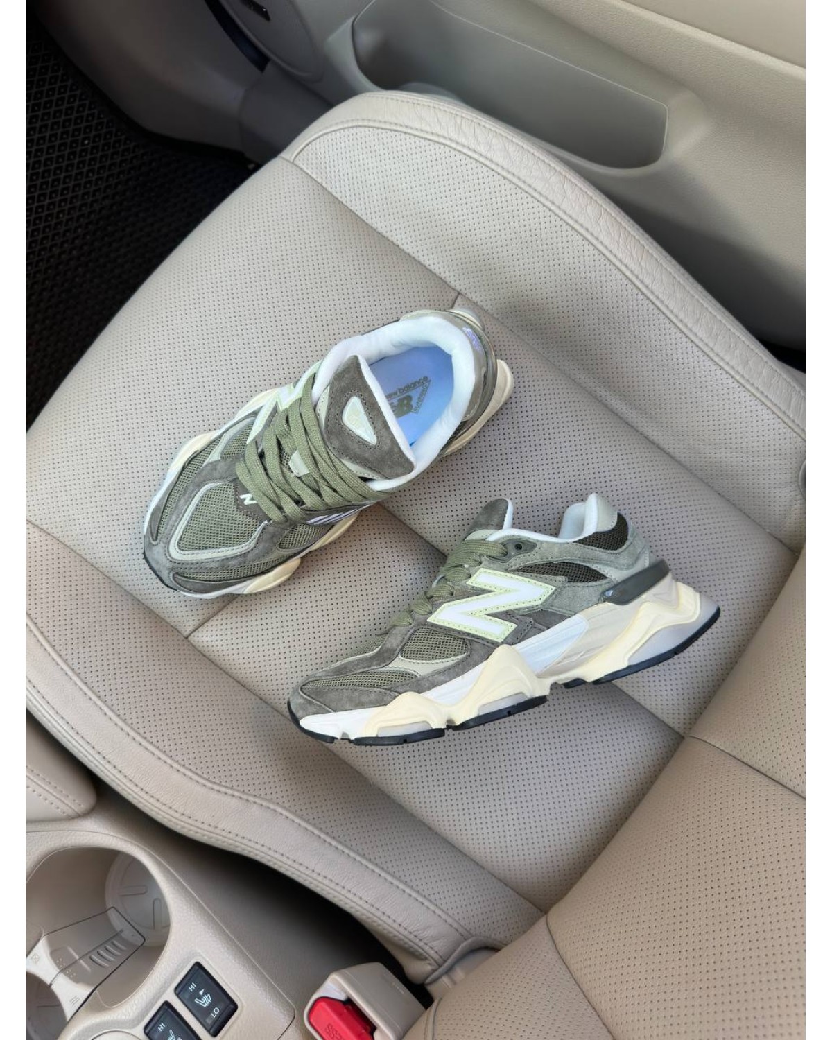 New Balance 9060 Khaki