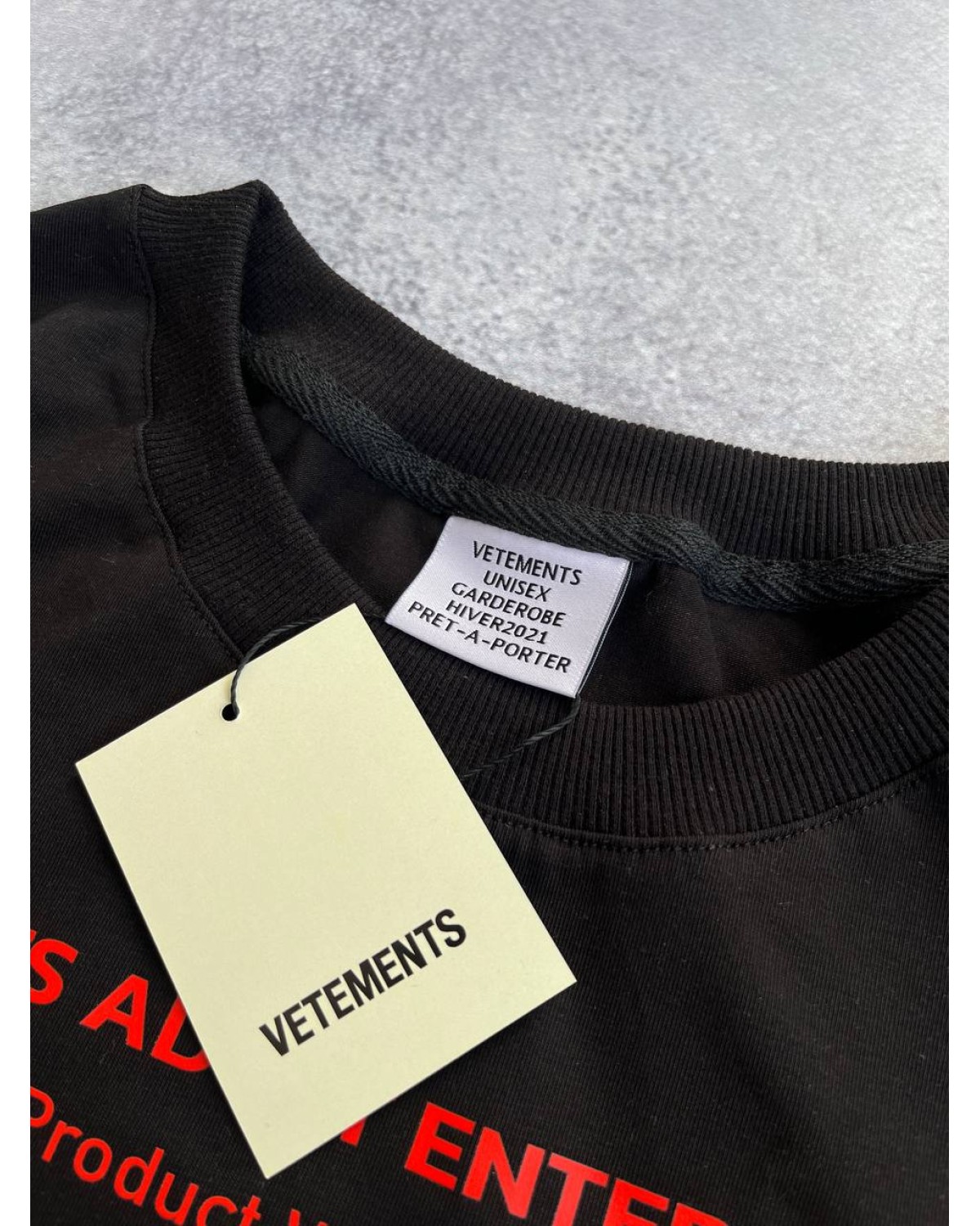 Футболка Vetements