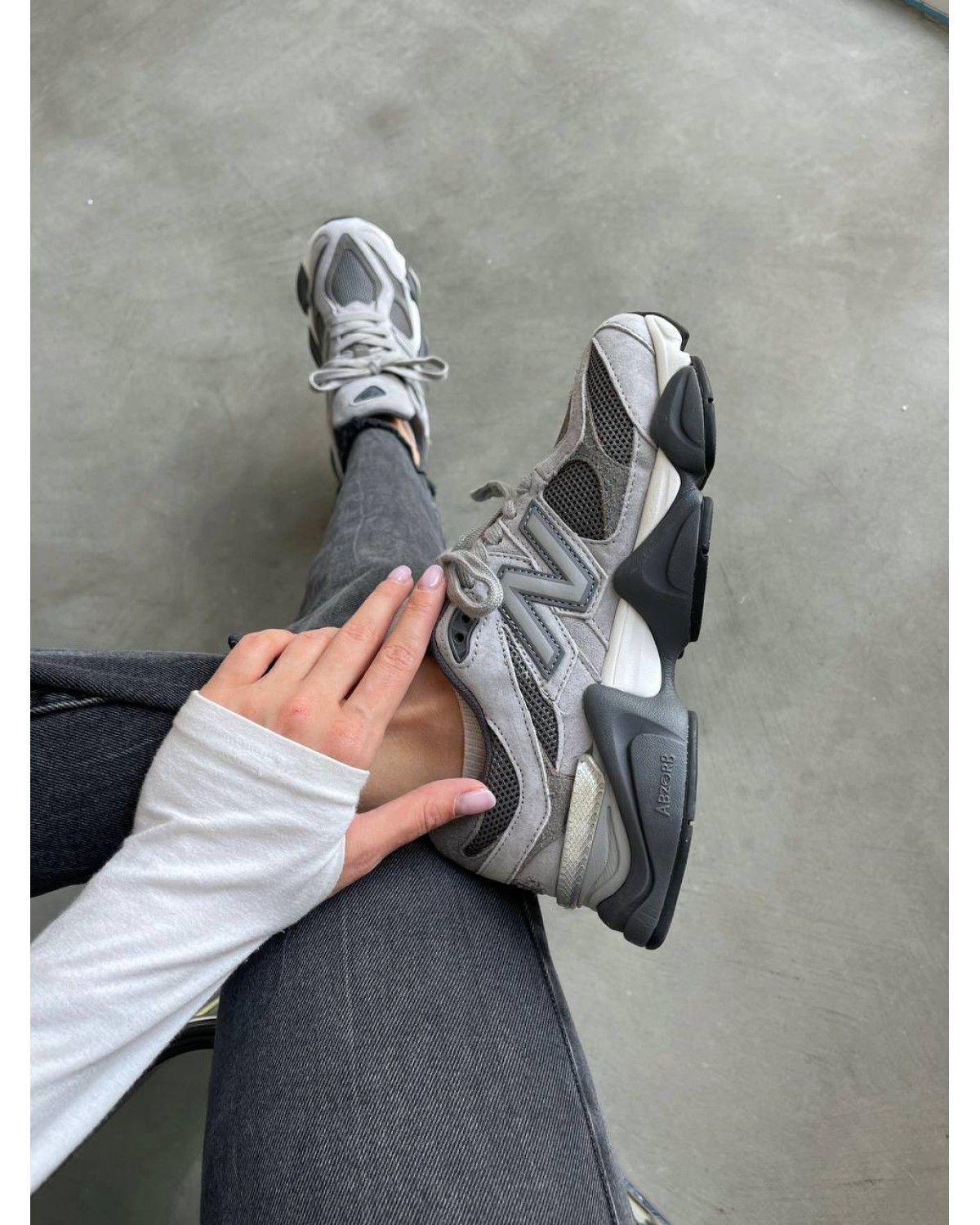 New Balance 9060 Grey