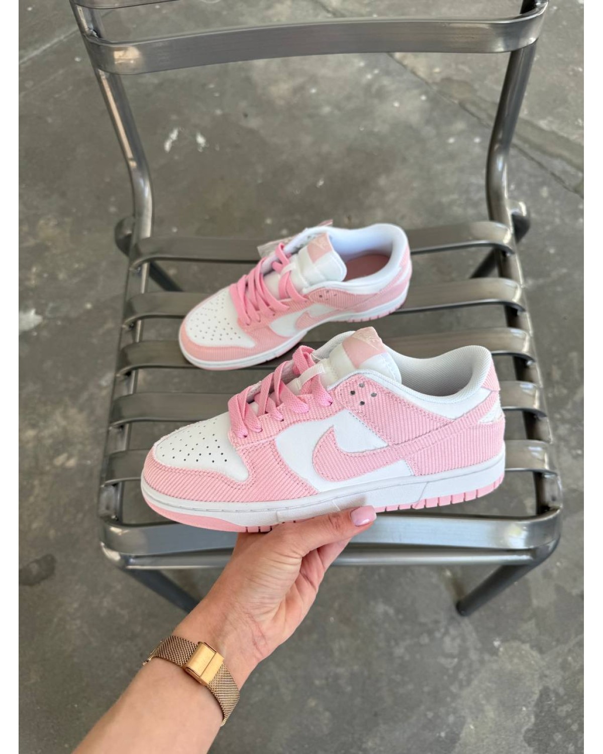 Nike SB Dunk Low Pink