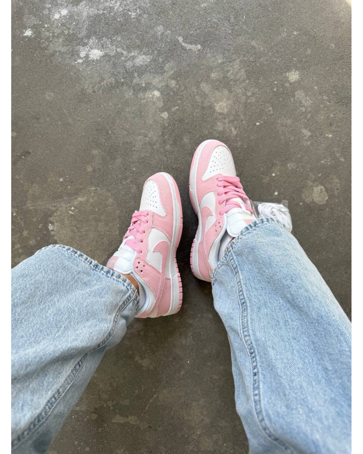 Nike SB Dunk Low Pink