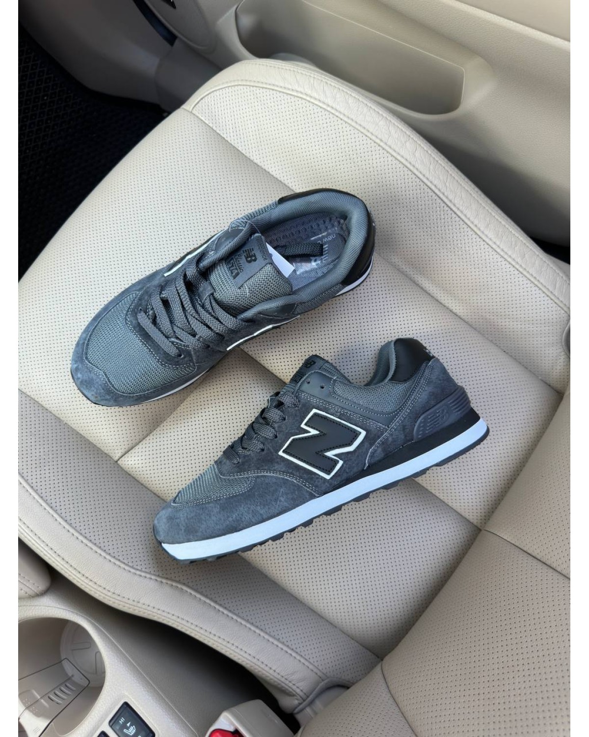 New Balance 574 Dark Grey