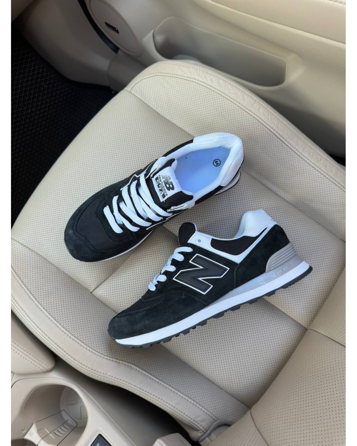 New Balance 574 Black White Grey