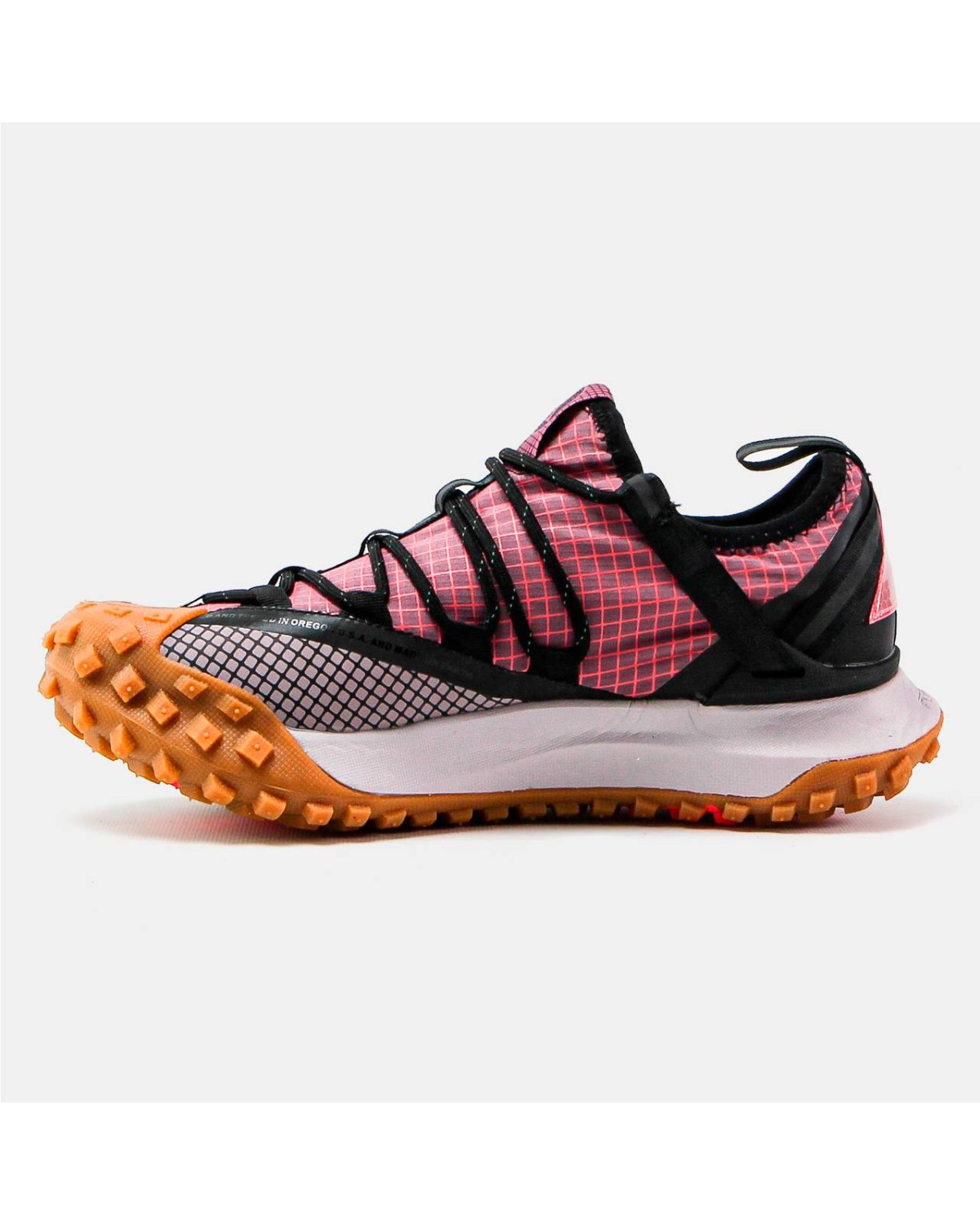 Nike ACG Mountain Fly "Pink"