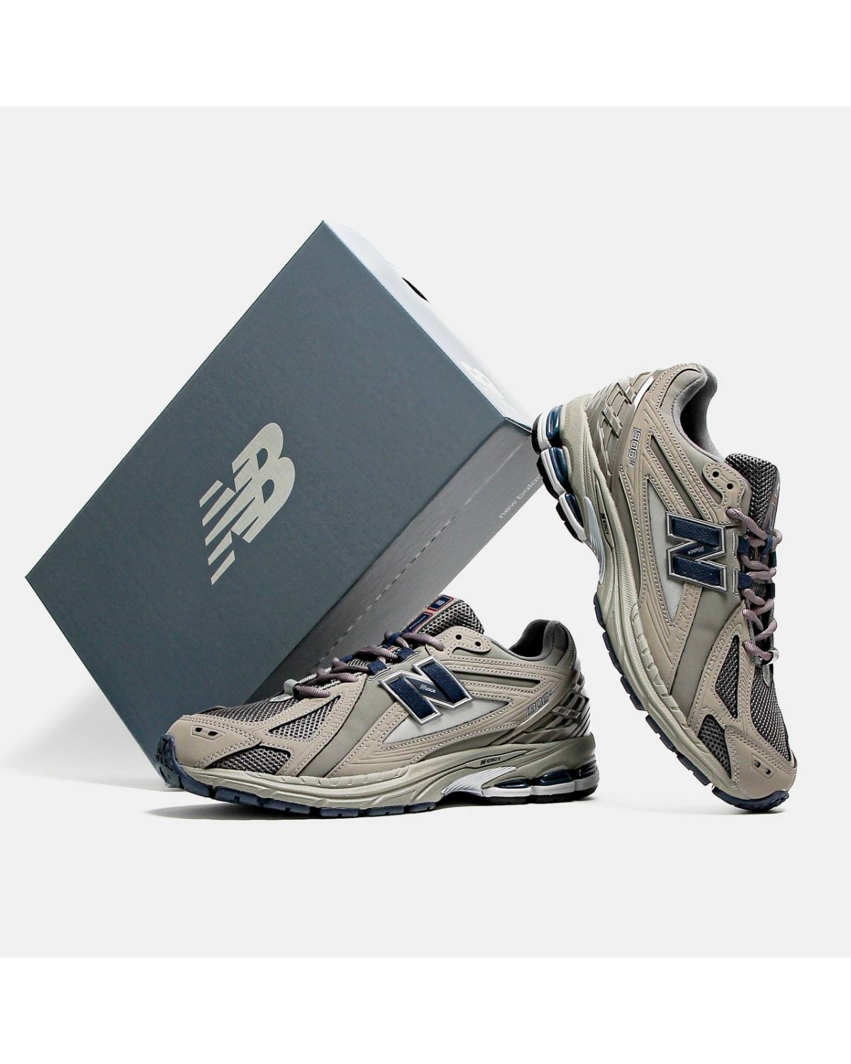 New Balance 1906R Castlerock