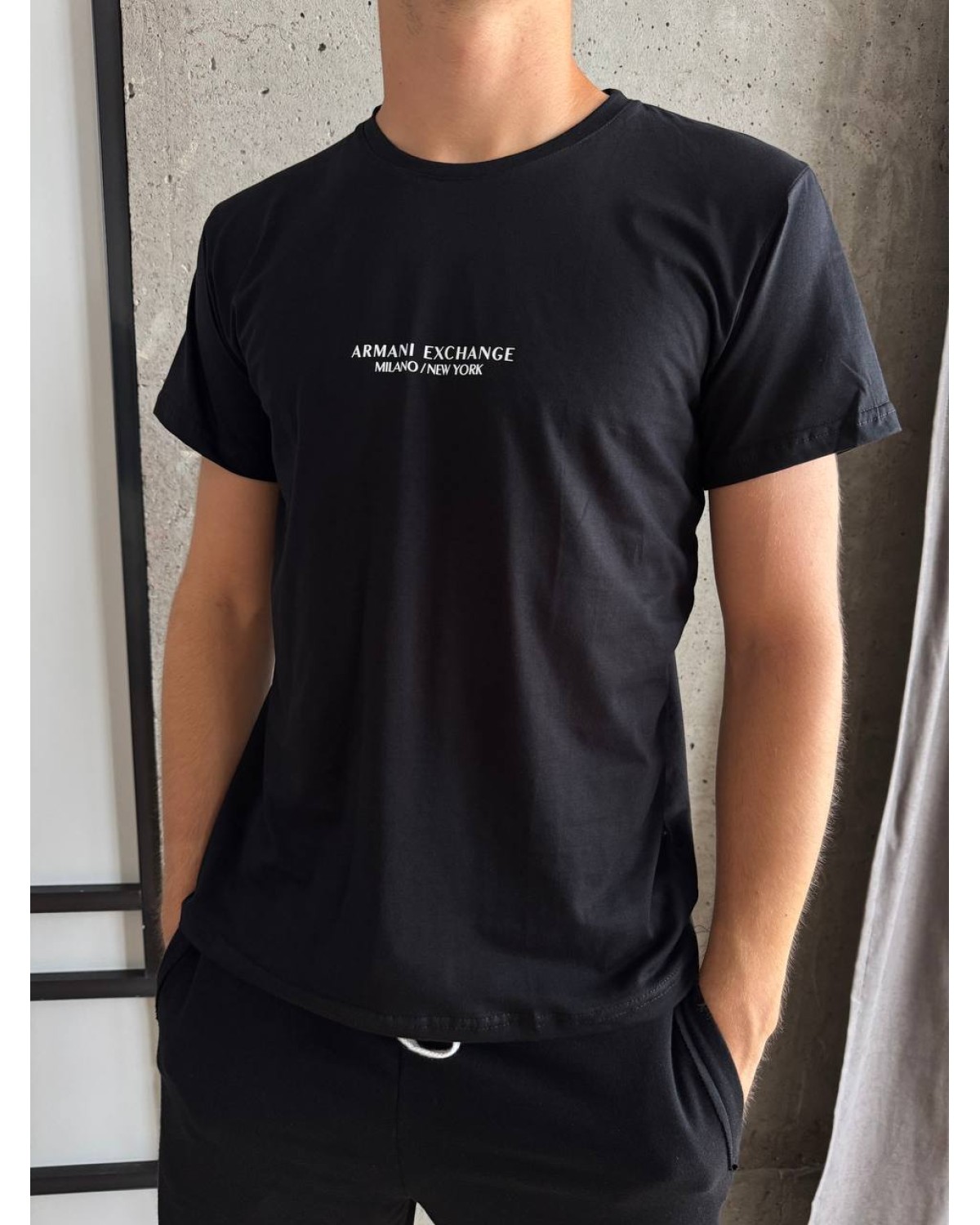 Футболка Armani Exchange