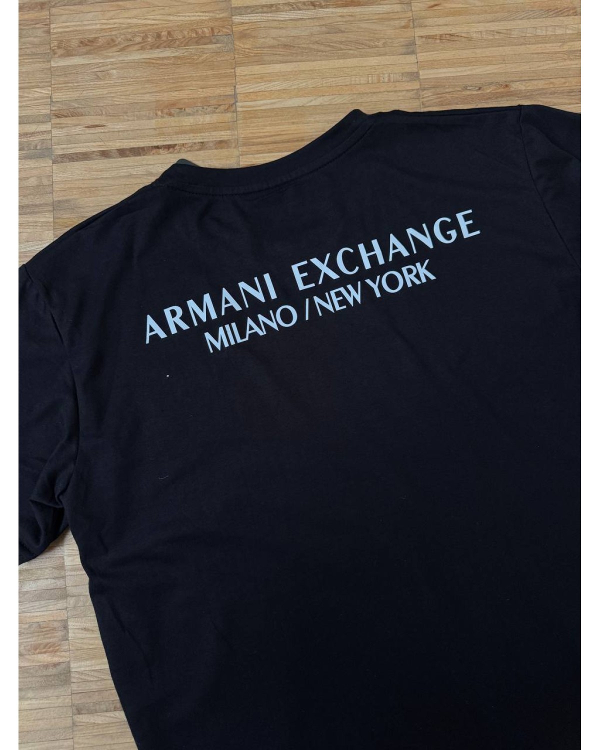 Футболка Armani Exchange