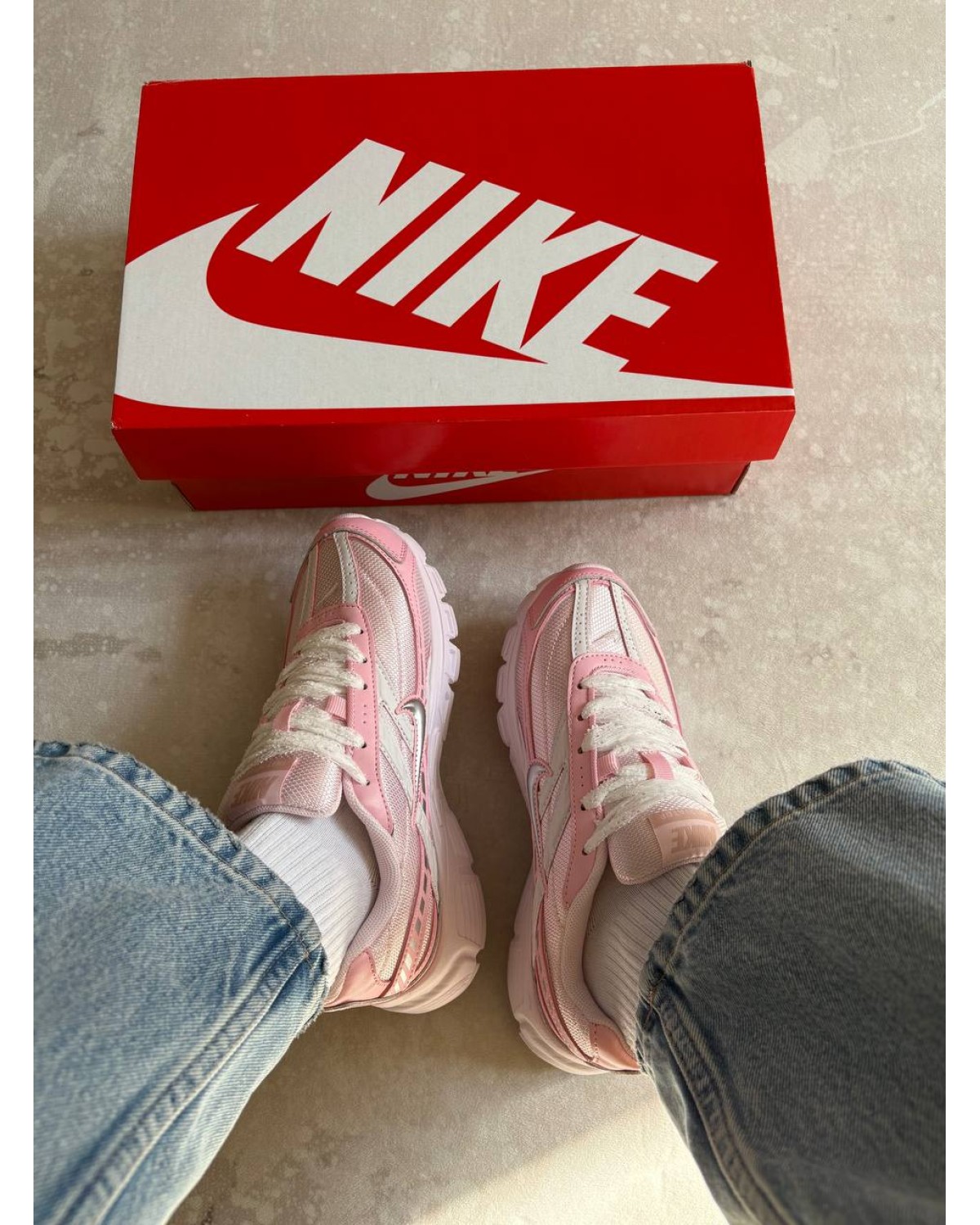 Nike Initiator Pink Grey