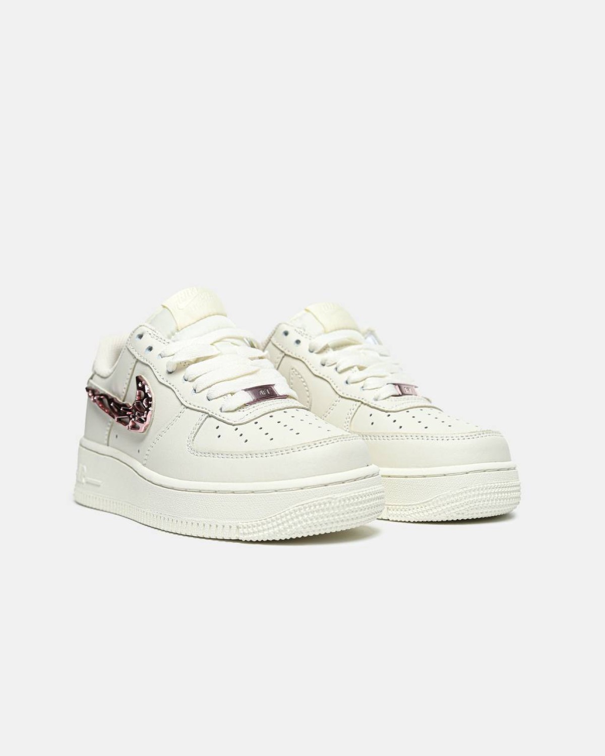 Air Force 1 Low ‘Molten Metal Pink Swoosh ‘
