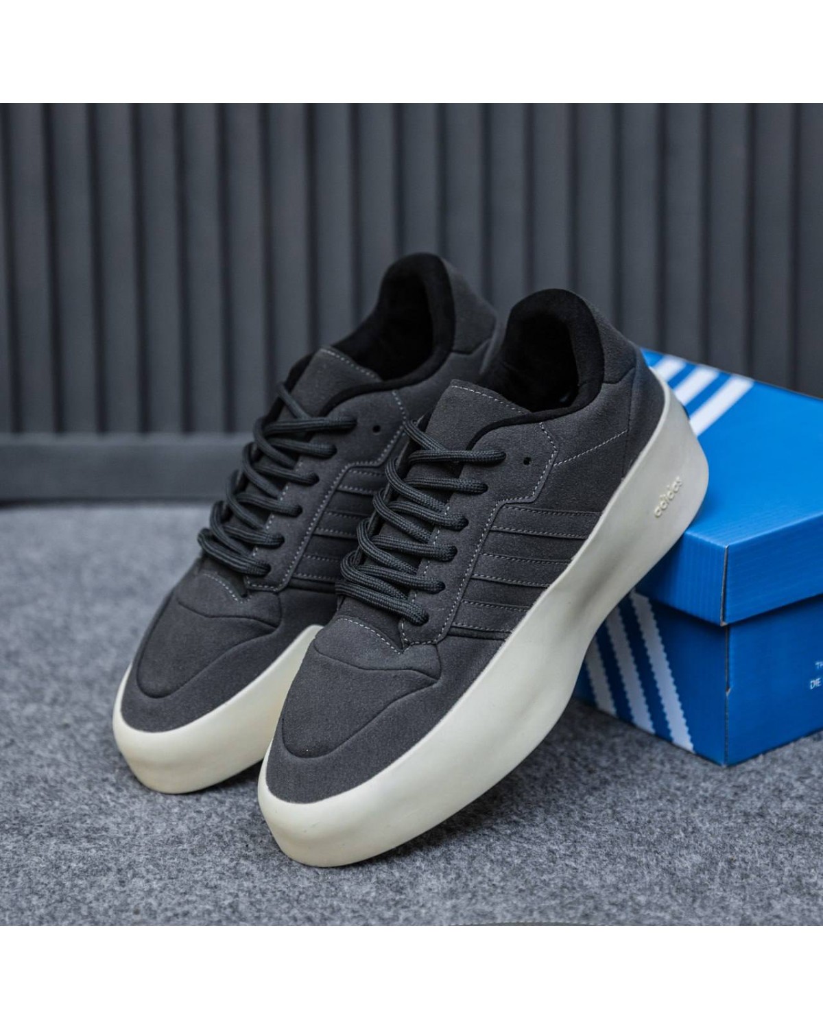 Adidas Forum Low 86 x Essential Fear of God