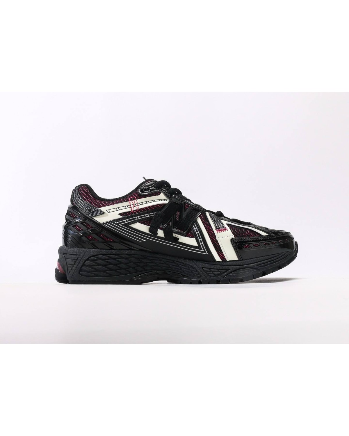 New Balance 1906a Dragon Berry 2025