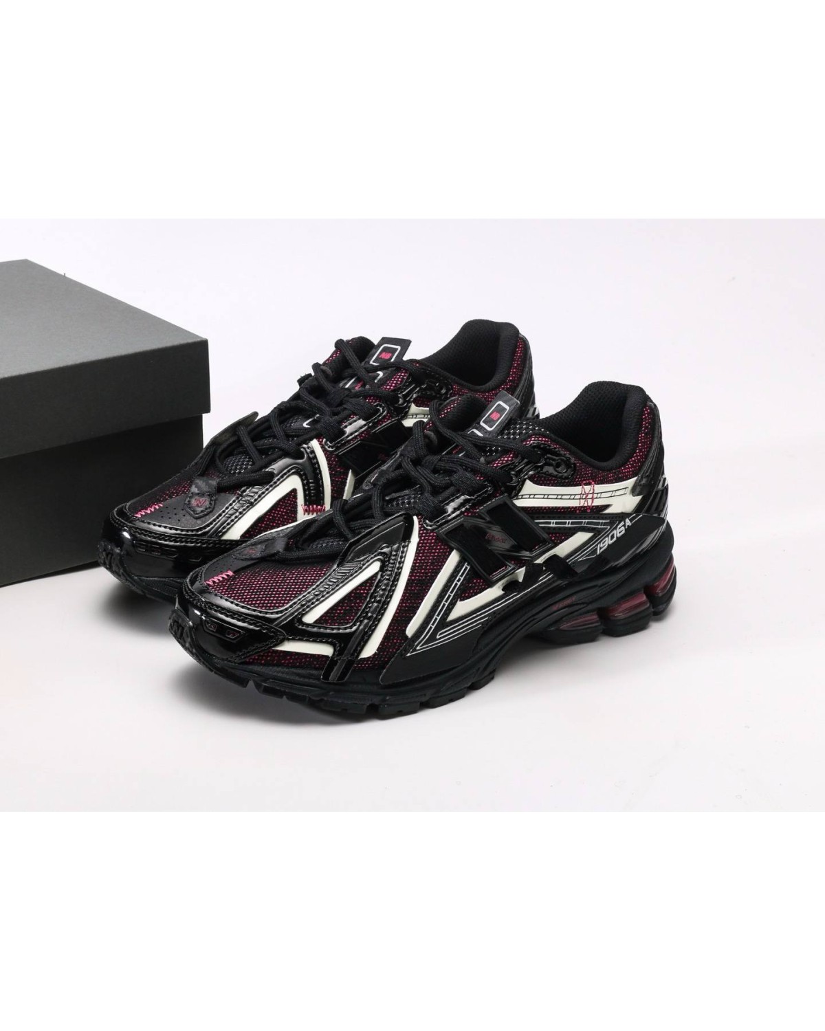 New Balance 1906a Dragon Berry 2025