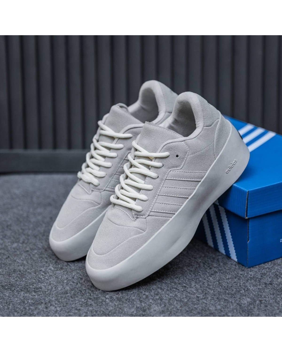 Adidas Forum Low 86 x Essential Fear of God