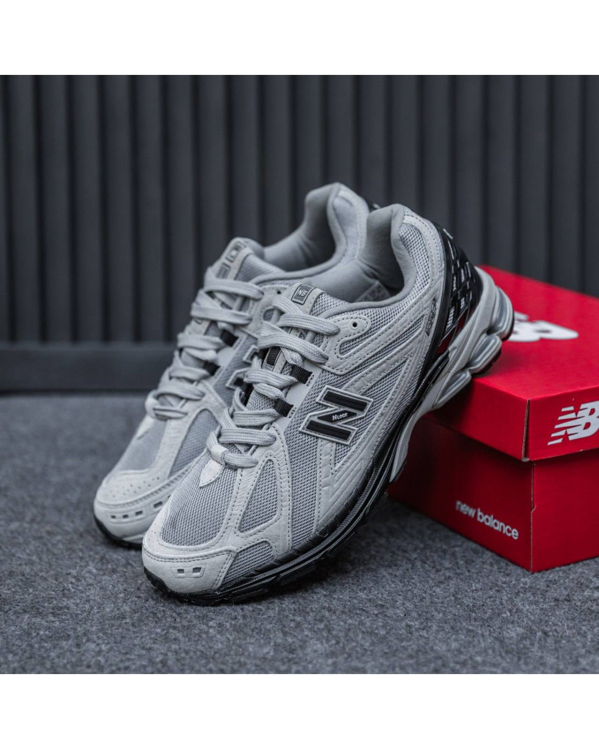 New Balance 1906R