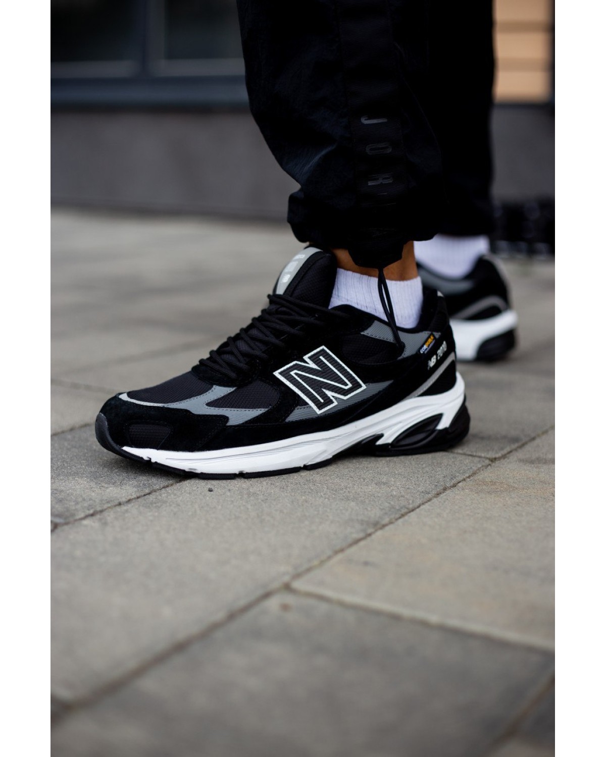 New Balance 2010 Black/White Cordura
