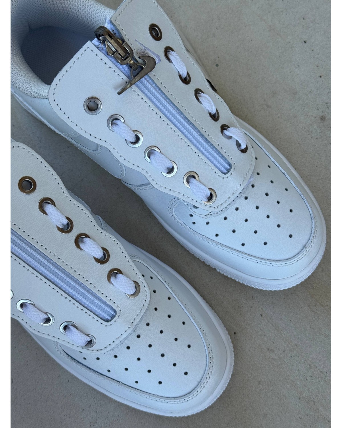 Nike Air Force 1 Shroud White