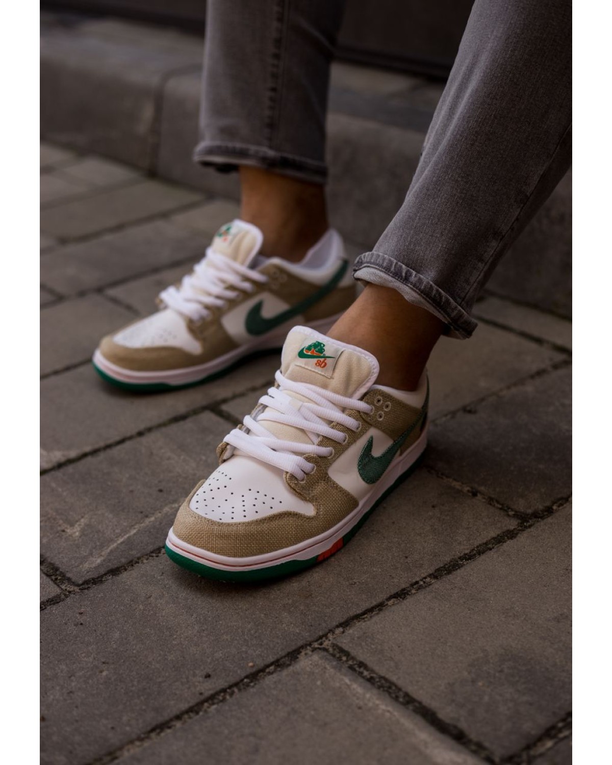 Jarritos x Nike SB Dunk Low «Phantom Orange Malachite»