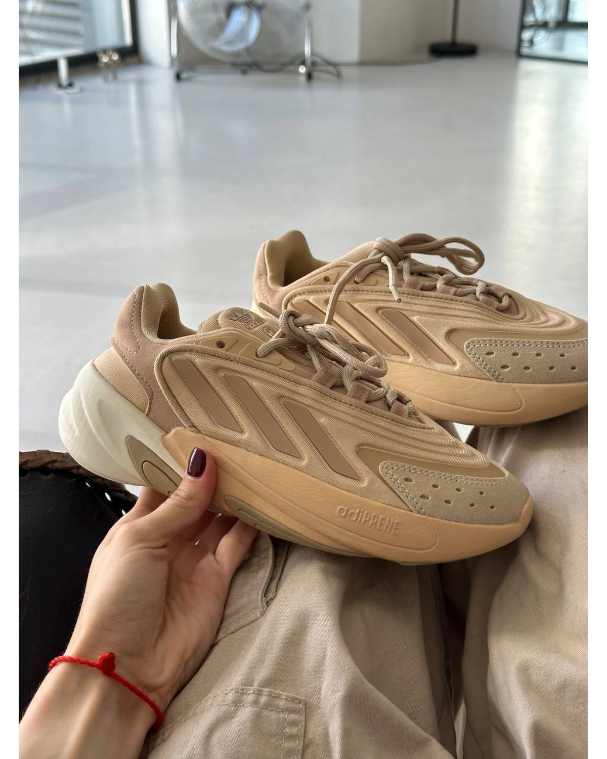Adidas Ozelia