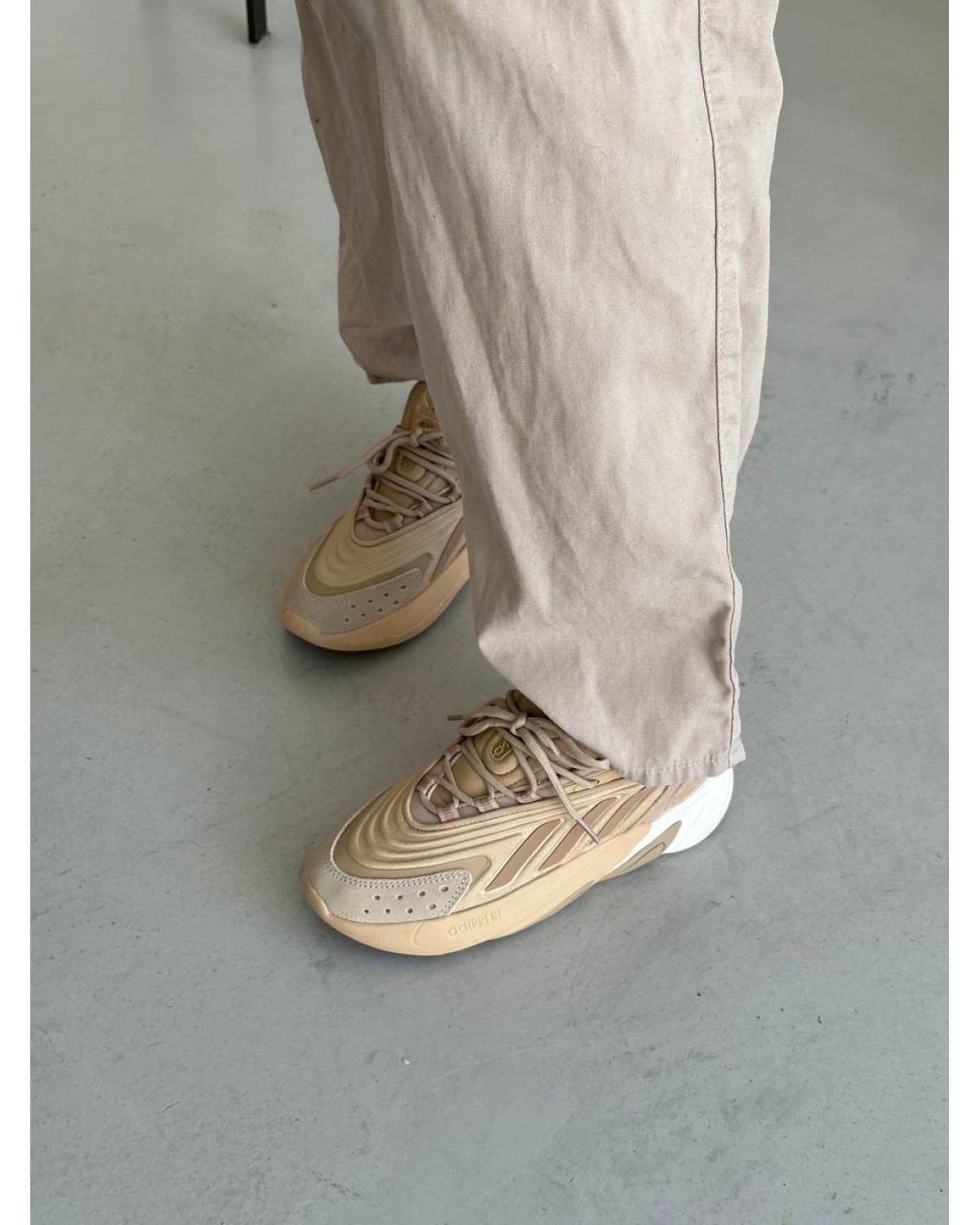 Adidas Ozelia