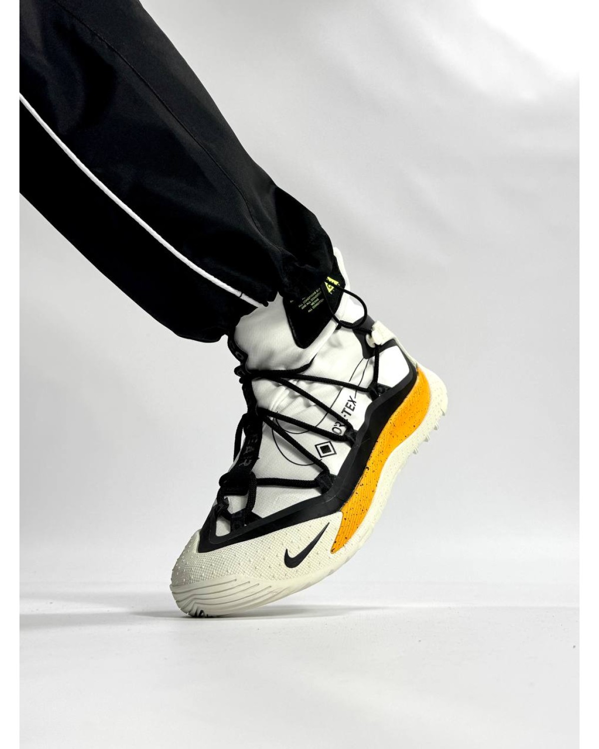 Nike ACG Air Terra Antarktik Gore-tex