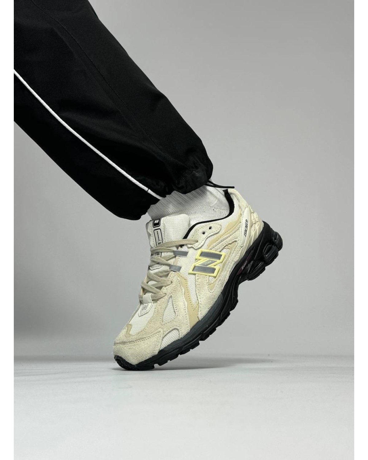 New Balance 1906R Protection Pack Beige Black
