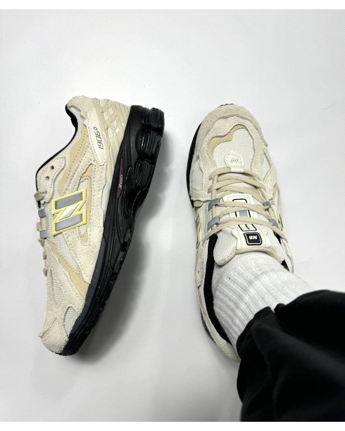 New Balance 1906R Protection Pack Beige Black