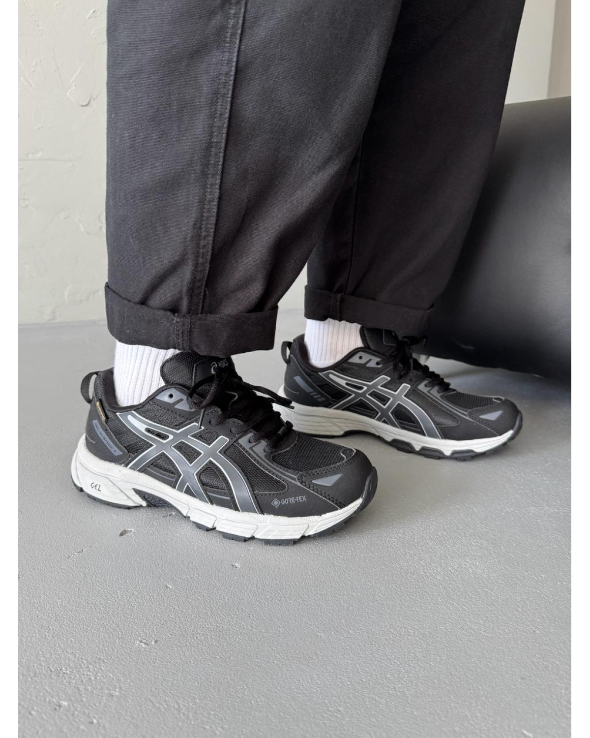 Asics Gel-Venture 6 Black/Beige Gore-Tex