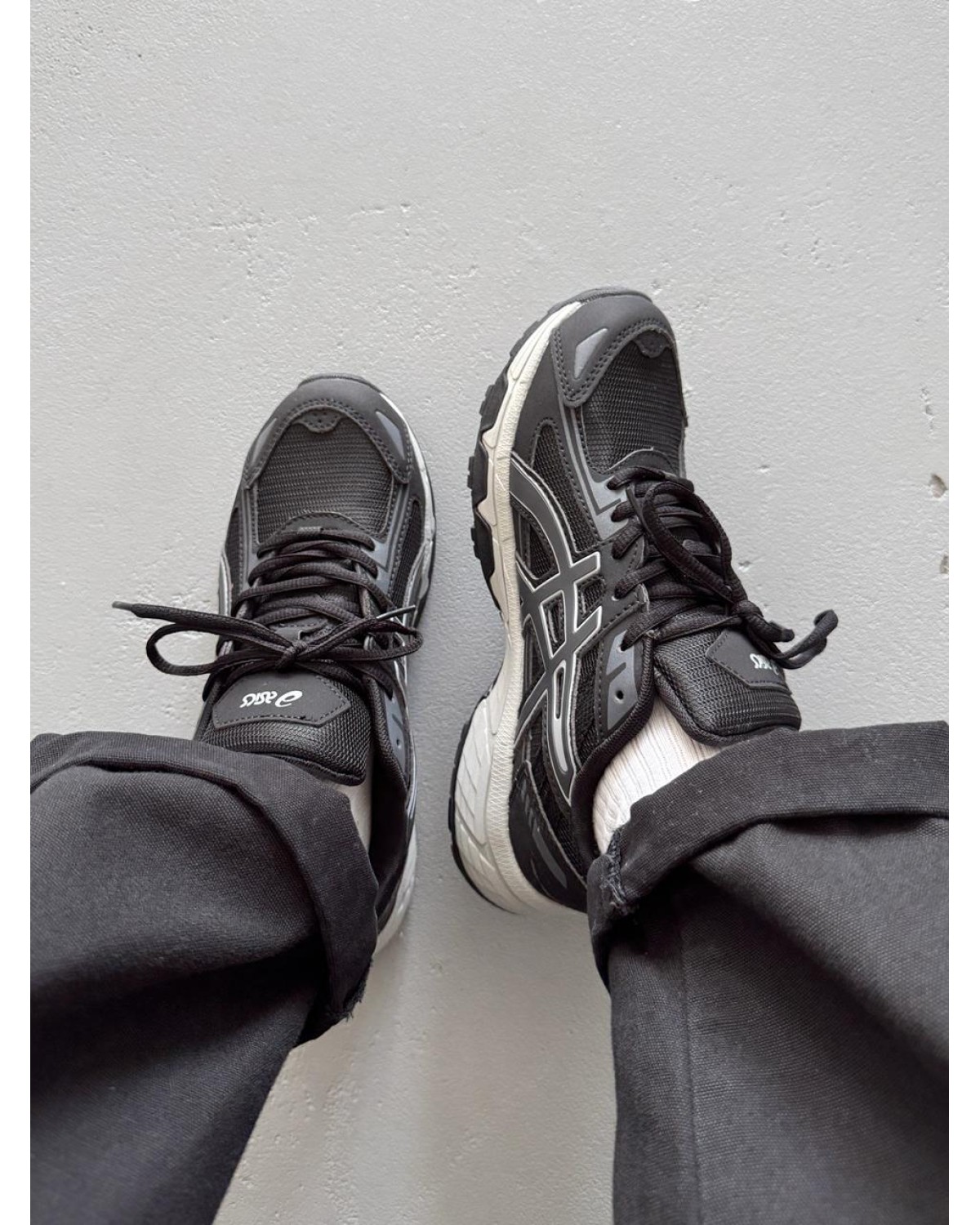 Asics Gel-Venture 6 Black/Beige Gore-Tex