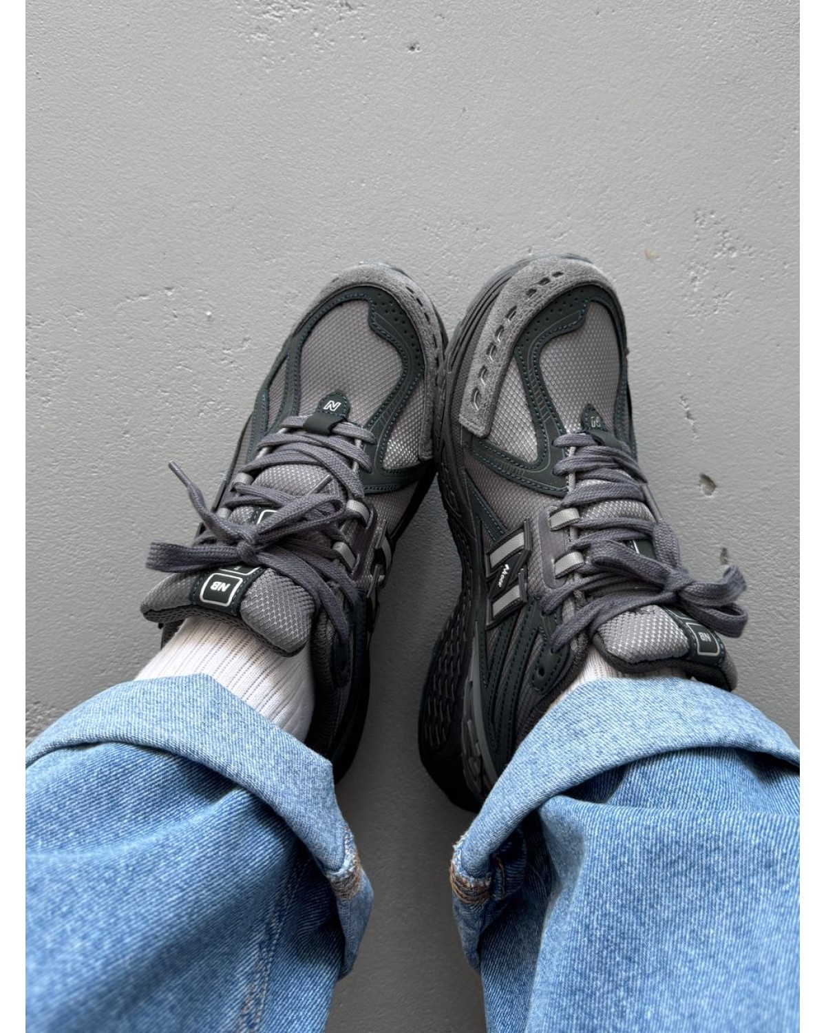 New Balance 1906R Dark Grey Cordura