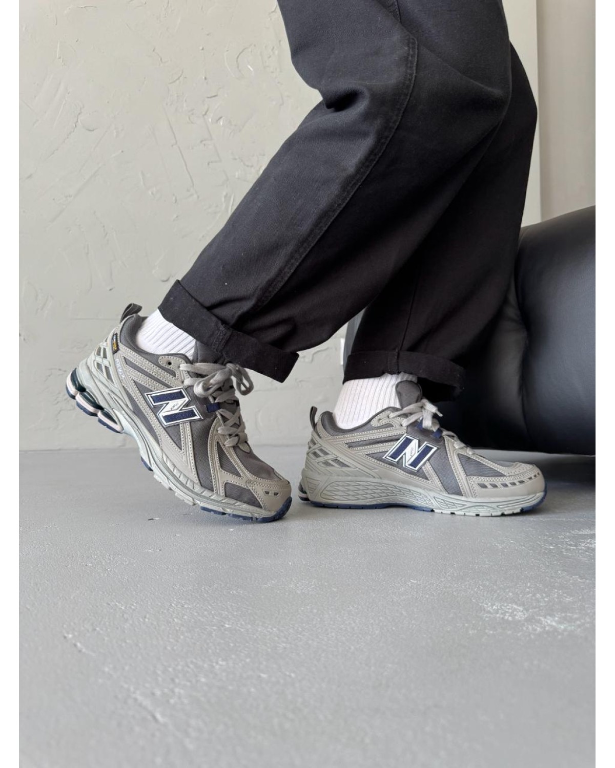 New Balance 1906R Dark Beige/Navy Blue Cordura