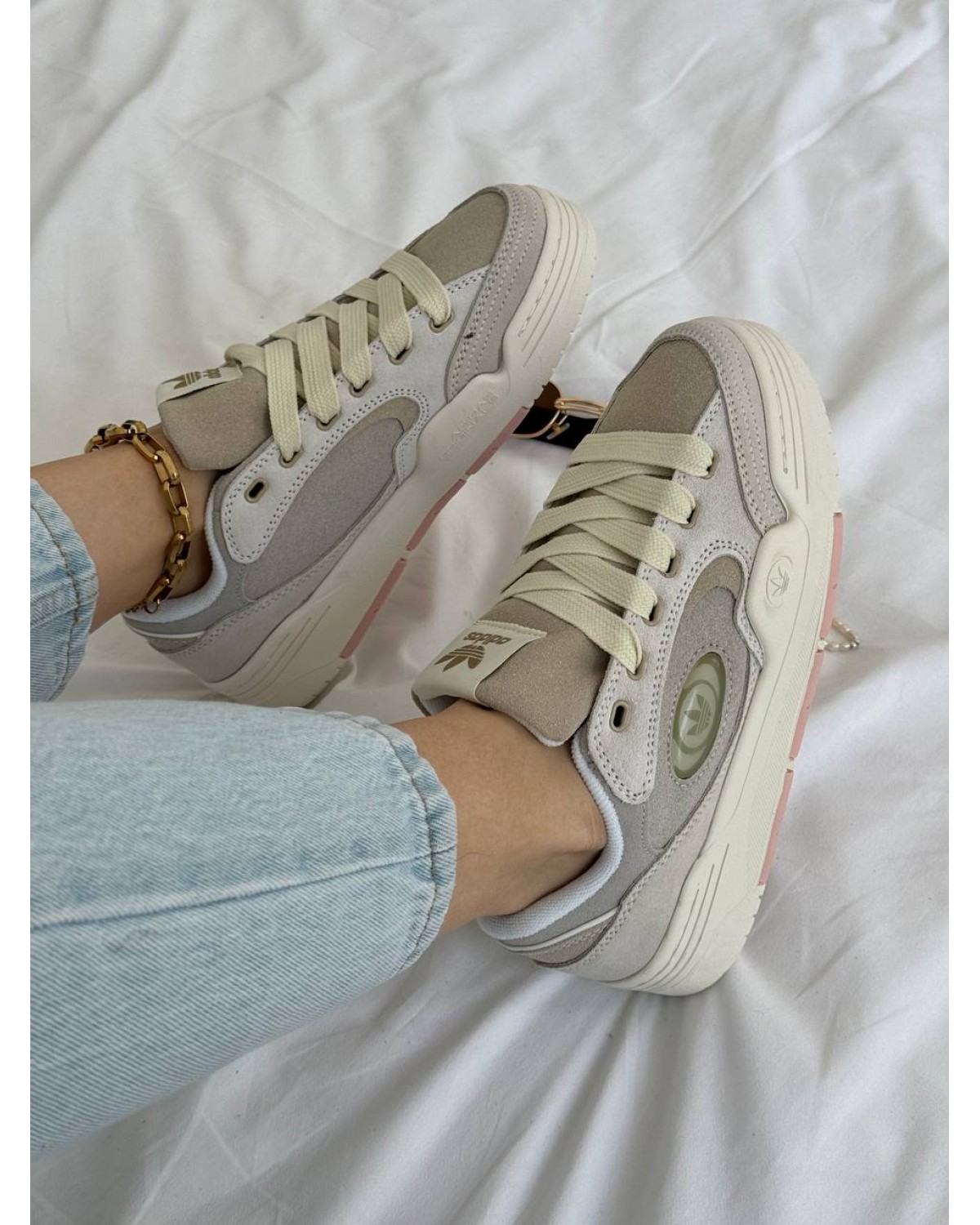 Adi2000