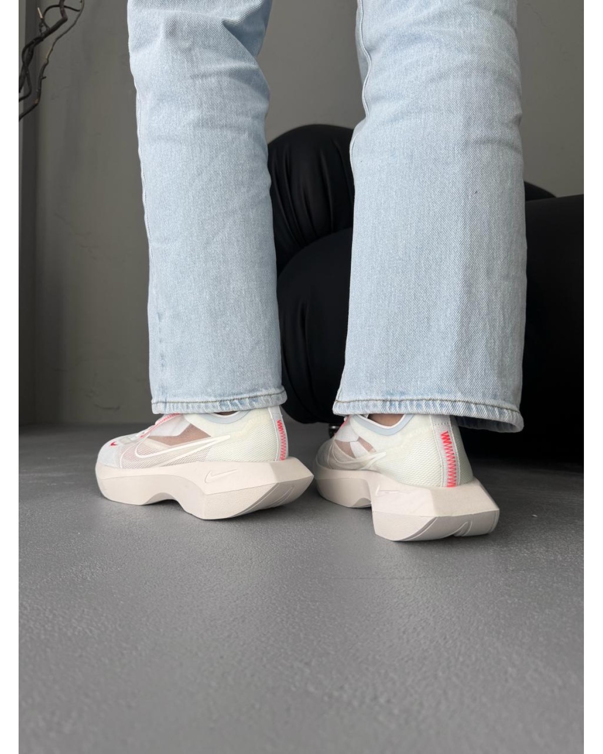 Nike Vista White/Red