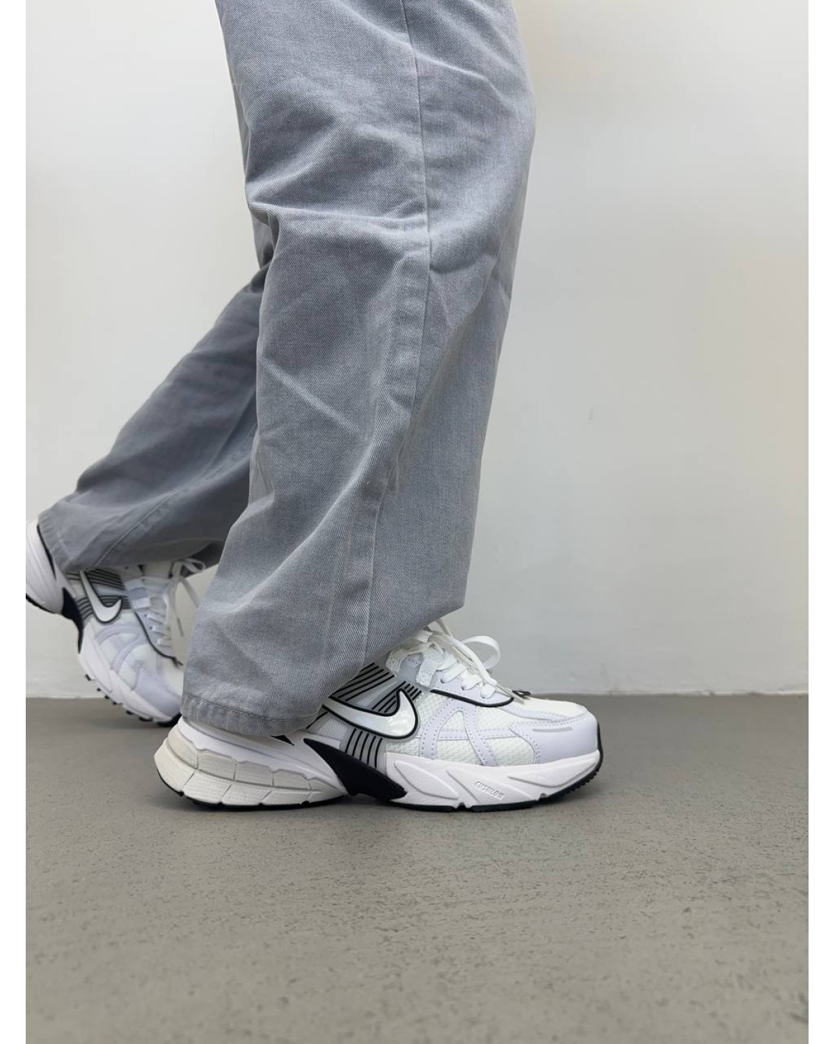 Nike V2K Run Summit White Platinum Tint