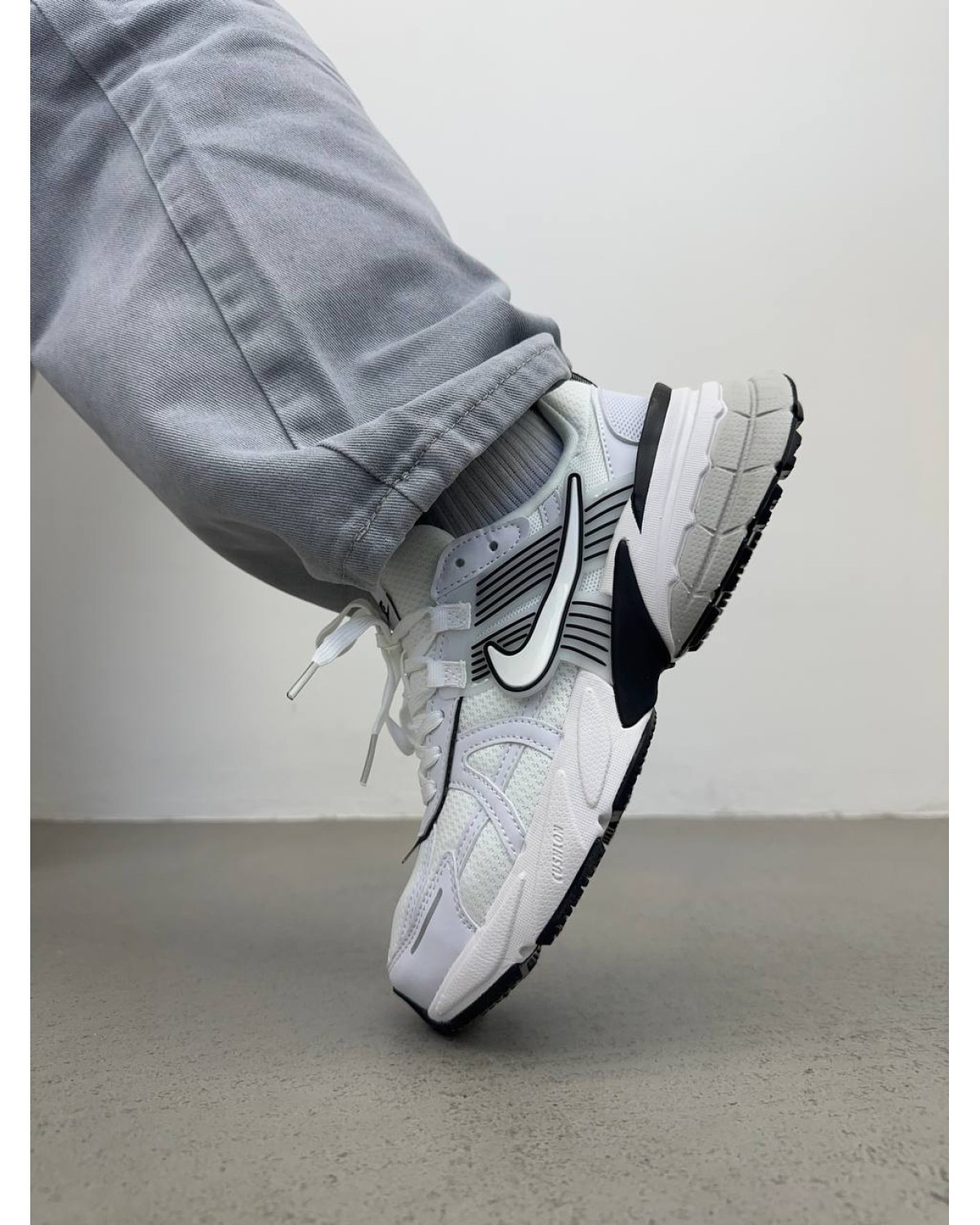 Nike V2K Run Summit White Platinum Tint