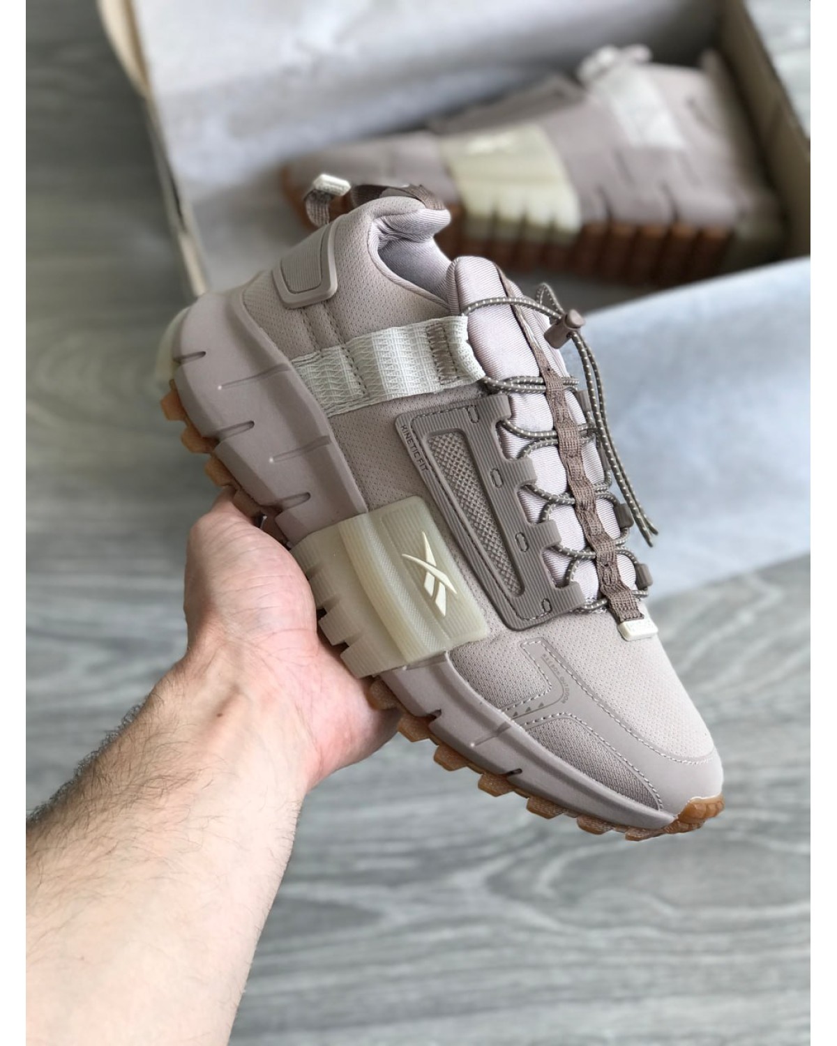 Reebok Zig Kinetika Edge Beige