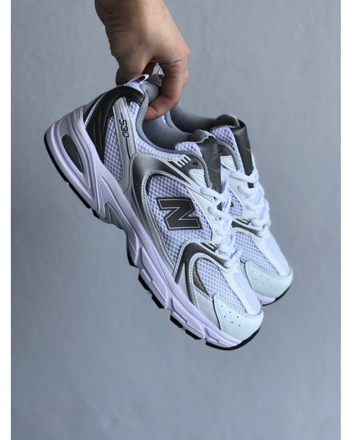 New Balance 530 White Gray