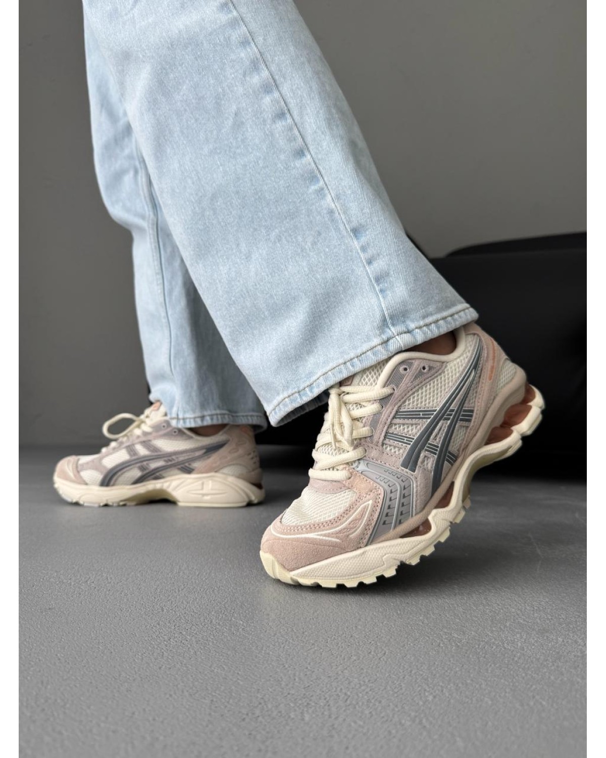 Asics  Gel-Kayano 14 Peach Cream