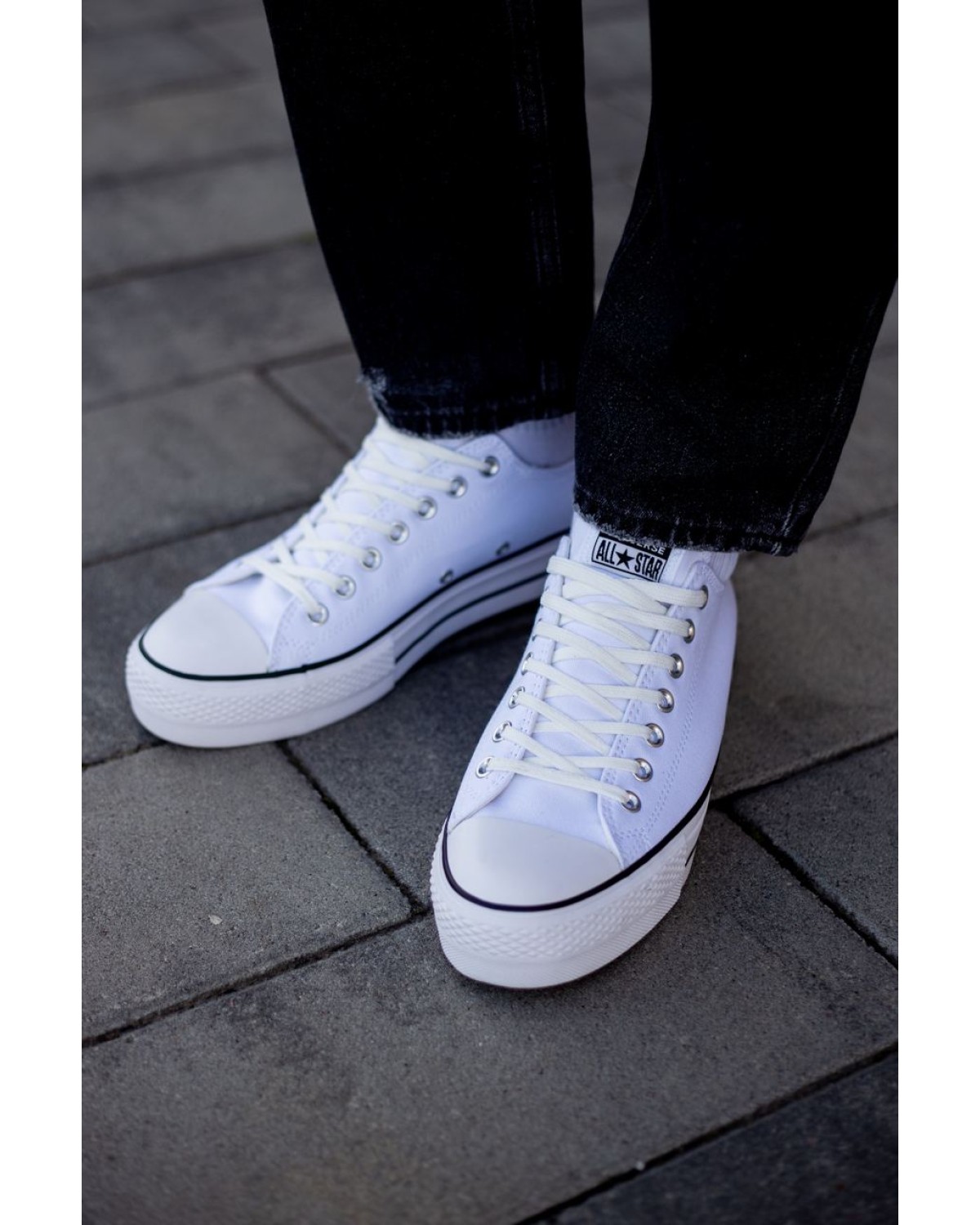 Converse Chuck Taylor All Star Lift Ox Platform Trainers