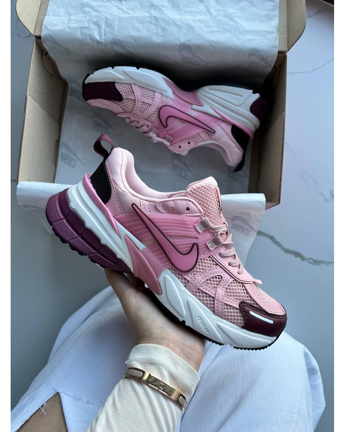 Nike V2K Run Triple Pink