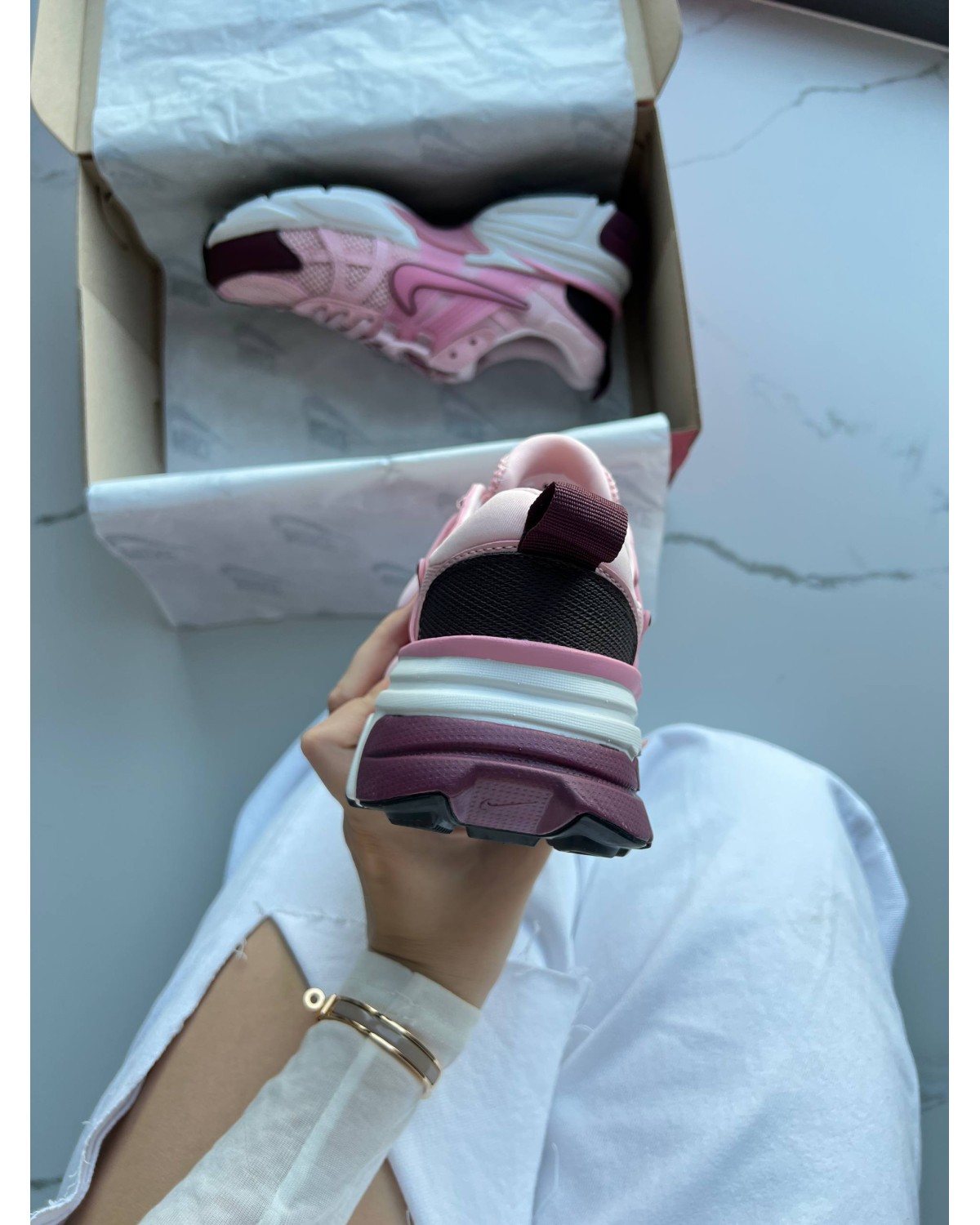 Nike V2K Run Triple Pink