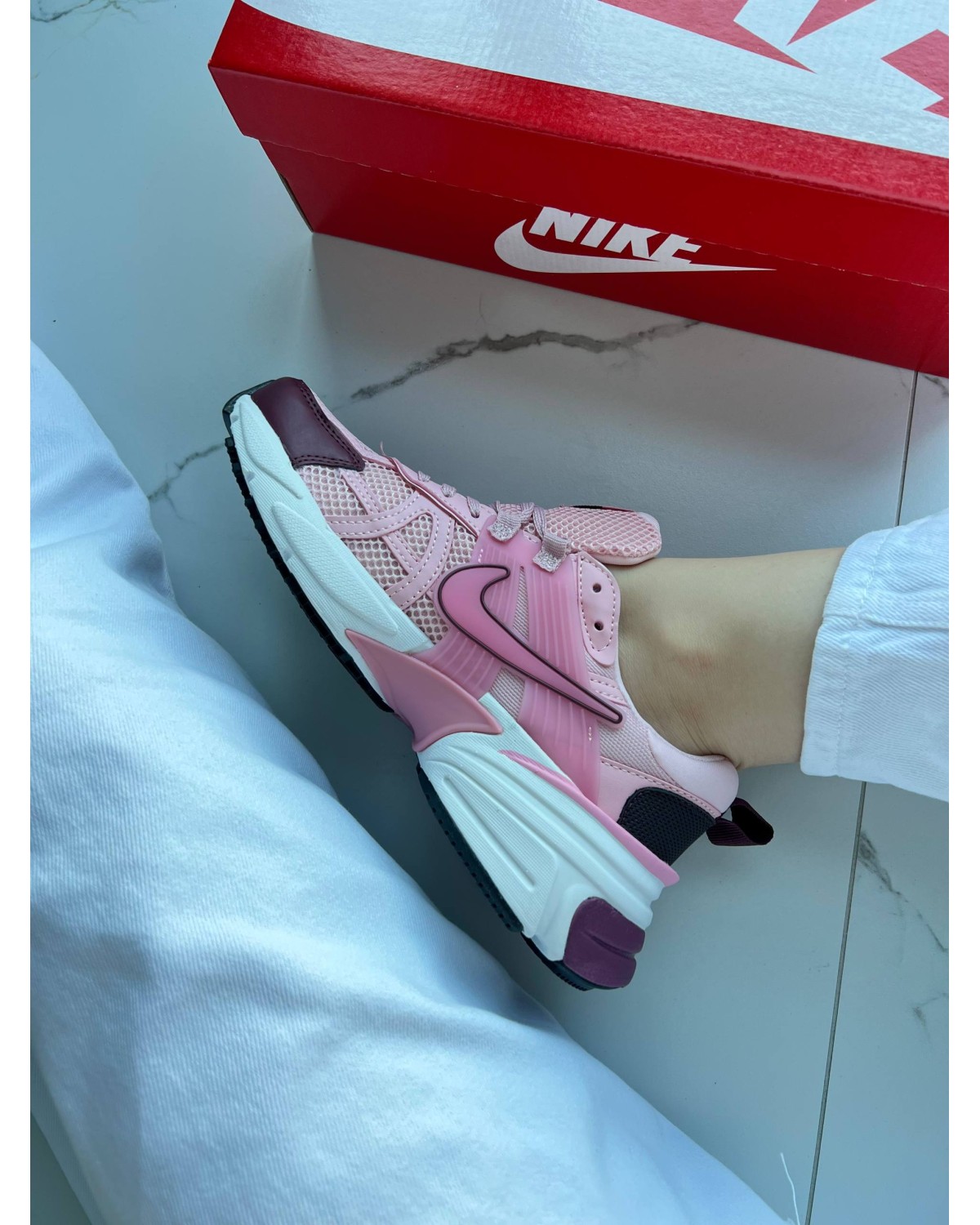 Nike V2K Run Triple Pink